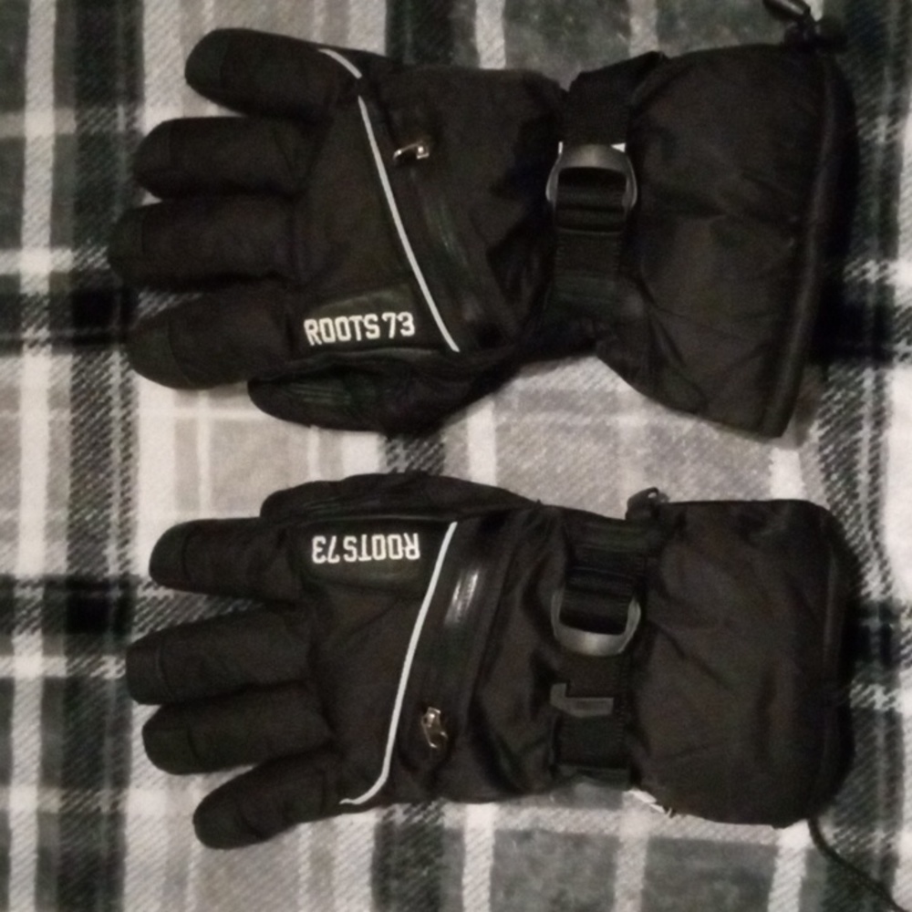 ROOTS - Men's Skiing Gloves
